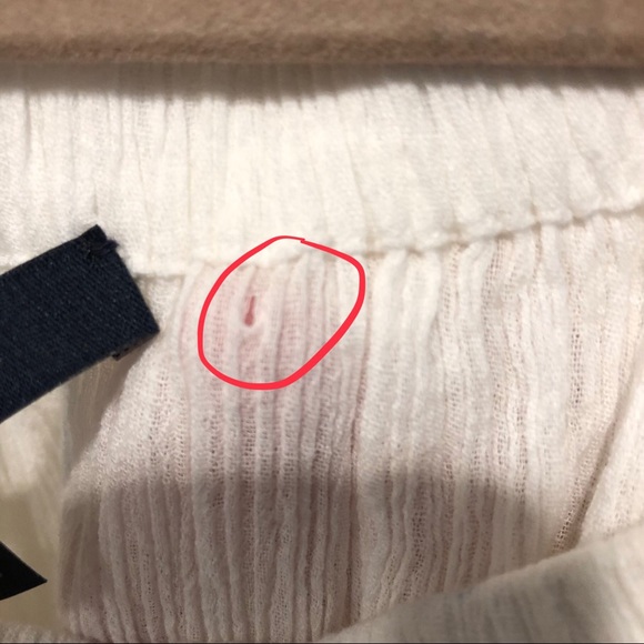 NEW French Connection off-shoulder Floral Top - Picture 8 of 8